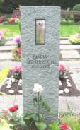 Verde-Spluga-Gneis gespalten/sandgestrahlt mit Lebensspirale in Edelstahl